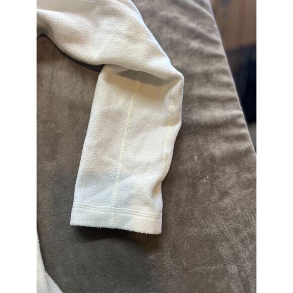 Patagonia Sweater Jacket Womens Small White Fleece 1/4 Zip Pullover Soft Fuzzy - Picture 2 of 6